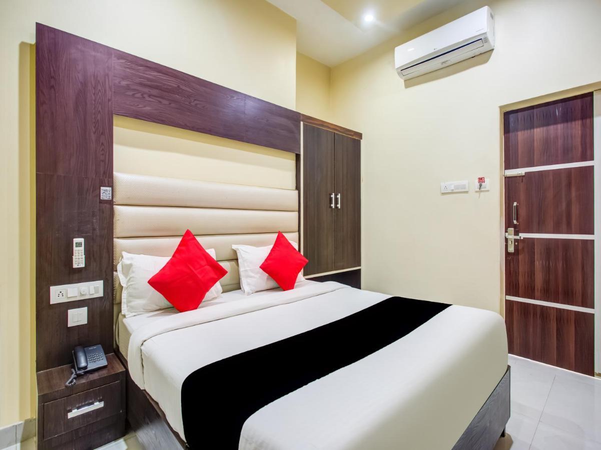 Capital O75949 Kiaara Hotel Varanasi